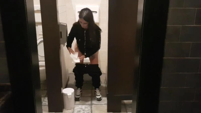 Sweetbuttocks in Video - Caught In The Mens Room And Fucked In The Mouth 2023 [Submissive, Peeing | HD] (Mp4/1000 MB)
