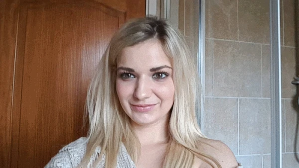 Bad Dolly in Video - Farting And Peeing 2023 [Pissing In Action, Squirting | HD] (Mp4/1000 MB)