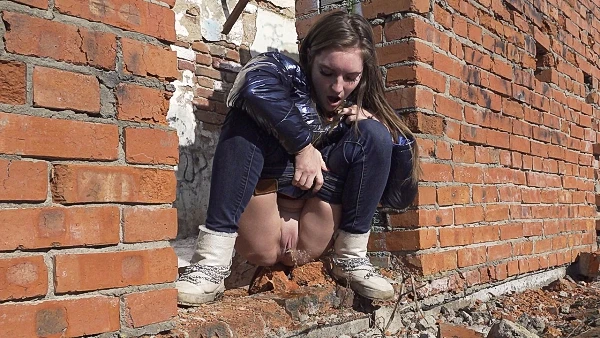 Over The Bricks 2023 [Piercing, Sweet Urine | HD] (Mp4/1000 MB)