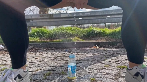 Dollydyson in Video - Meine Pisse Auf Einer Rastaette Serviert 2023 [Lingerie, Pleasure Urine | HD] (Mp4/1000 MB)