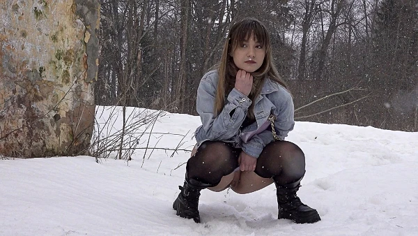 Deep Snow 2023 [Gonzo, Gang Bang,2144 | HD] (Mp4/1000 MB)