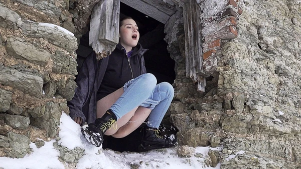 Surprise 2023 [Cumshot, Medical Fetish | HD] (Mp4/1000 MB)