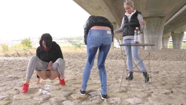 Gabi Mavali, Laura Nellis, Licky Lex in Video - Piss Game 2023 [Amateur, Hidden Cam | HD] (Mp4/1000 MB)