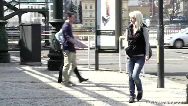 Licky Lex in Video - Busy Streets 2023 [Degustation Pissing, Extreme Pee | HD] (Mp4/1000 MB)