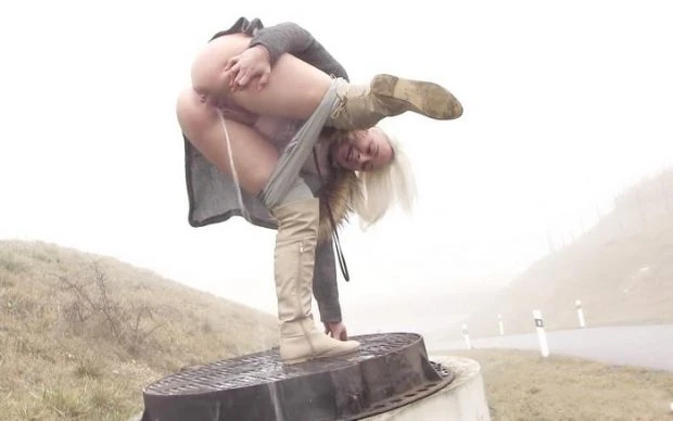 Naomi in Video - Pissing Scene 6 2023 [Cum In Mouth, Strapon | HD] (Mp4/1000 MB)