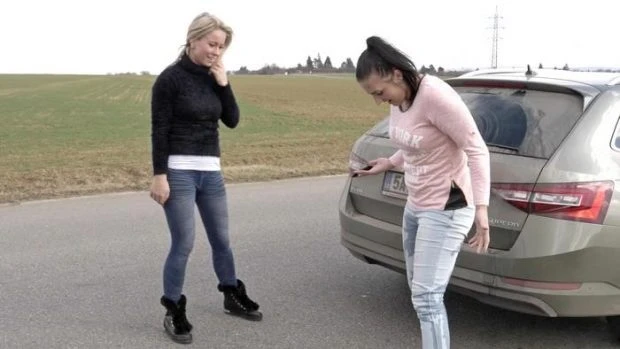 Loren in Video - Empty Tank And Full Bladder 2023 [Gonzo, Gang Bang,2144 | HD] (Mp4/1000 MB)