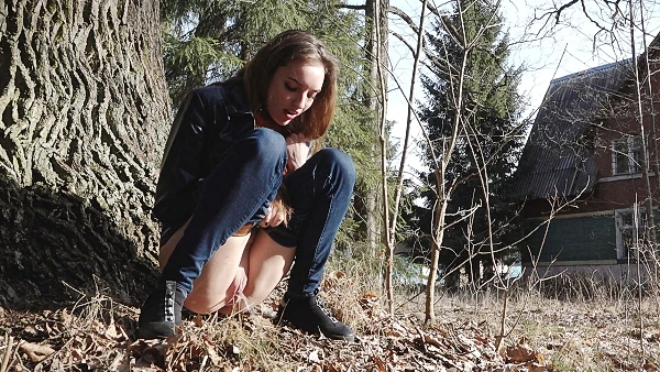 Wiping In The Suburbs 2023 [Comshot, Dirty Urine | HD] (Mp4/1000 MB)