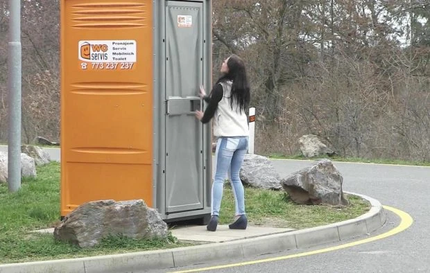 Ally Style in Video - Closed Toilet Equals Wet Jeans 2023 [Piss Drink, Deep Throat,2144 | HD] (Mp4/1000 MB)