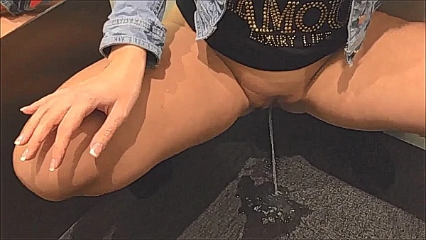 Mega Dreist in Video - Ich Pisse I Lara - Cumkitten 2023 [Clothed Pissing, Piss | HD] (Mp4/1000 MB)