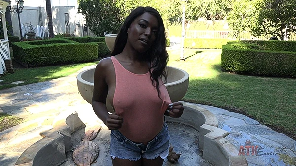 Atkexotics in Video - Daya Knight Watersports 2023 [Рeeing, Peeing Lesbians | HD] (Mp4/1000 MB)