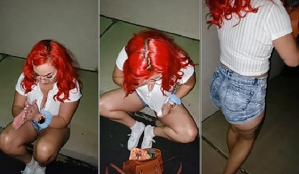 Scarlett Rivers in Video - Pissing On Herself 2023 [Рeeing, Peeing Lesbians | HD] (Mp4/1000 MB)