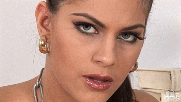 Valentina Rossini in Video - Kinky Brunette Pisses Her Bed 2023 [Pissing On Pussy, Pissed Woman | HD] (Mp4/1000 MB)