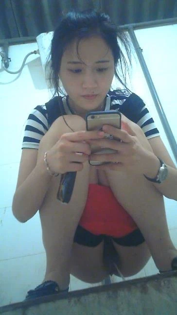 Toilet In The Shopping Center 26 2023 [Cum In Mouth, Strapon | HD] (MPEG-4/265 MB)