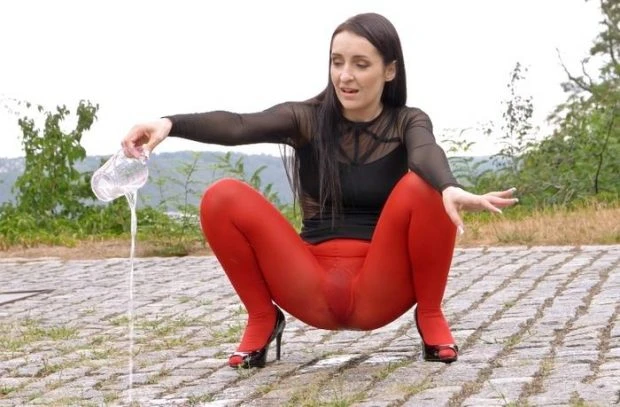 Delia in Video - Lady In Red 2023 [Party Sex, Hairy | HD] (MPEG-4/381 MB)