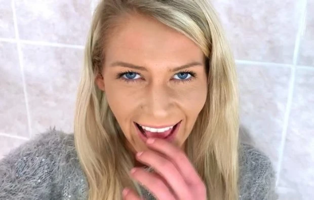 Claudia in Video - Wet Selfie 2023 [Anilingus, Wetlook | HD] (MPEG-4/341 MB)