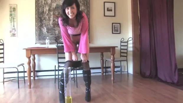 Dixie in Video - Waits, Measures 2023 [Anal, Close Up | FullHD] (MPEG-4/544 MB)