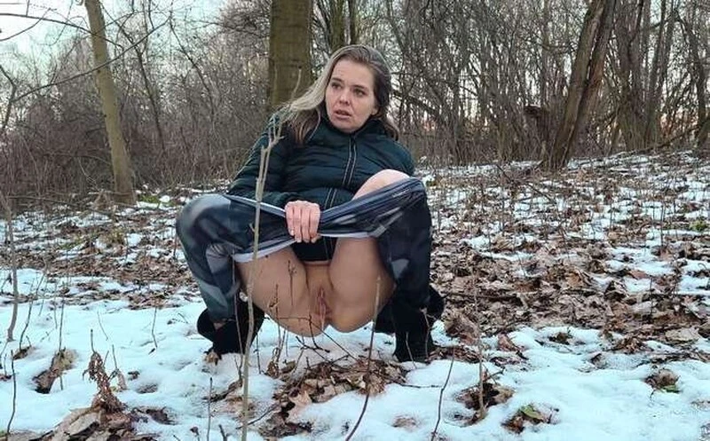 Veronika in Video - Pissing scene 7 2026 [Shocking Penetration, Fuck And Piss | UltraHD/4K] (MPEG-4/267 MB)