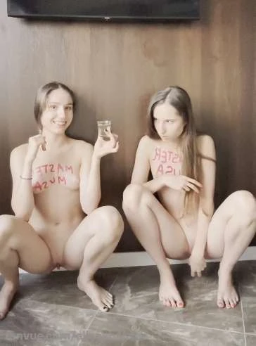 Alice, Haizlee Twins in Video - Morning PeeShot With Sister 2026 [High Class, Shaved | HD] (MPEG-4/1.10 GB)