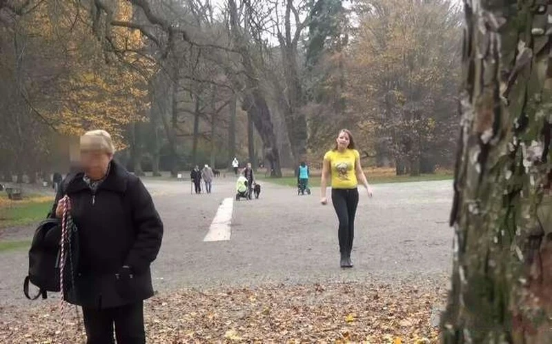 Vanessa Decker in Video - Public Park 2026 [Peeing Voyeur Girls Only, Threesome | UltraHD/4K] (MPEG-4/281 MB)