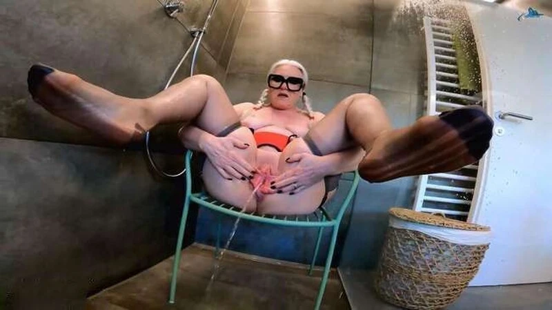 Hotvaleria in Video - Riesen Ficklappen Beim Pissen 2026 [High Heels, Interracial | FullHD] (MPEG-4/134 MB)