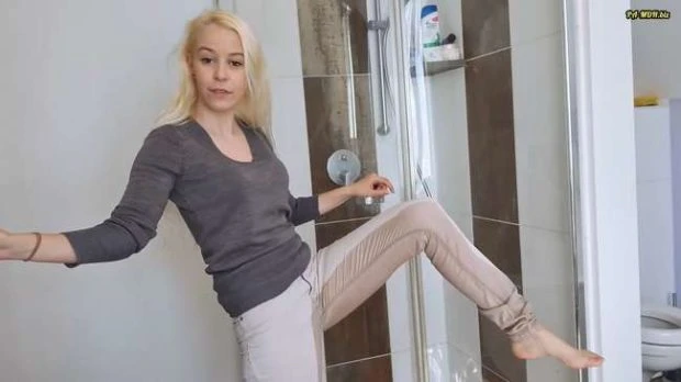 SexyJenJen92 in Video - Masturbates wildly in the shower after peeing 2026 [Pissing And Fucking, Toilet Urine | FullHD] (MPEG-4/107 MB)