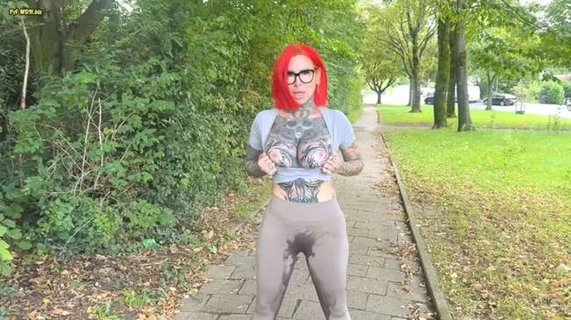 Cat-Coxx in Video - Filthy Piss Slut – Public XXL Flood into Leggings 2026 [Pissing In Action, Squirting | FullHD] (MPEG-4/338 MB)